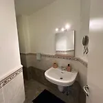 Housitaly Apartment Lecco